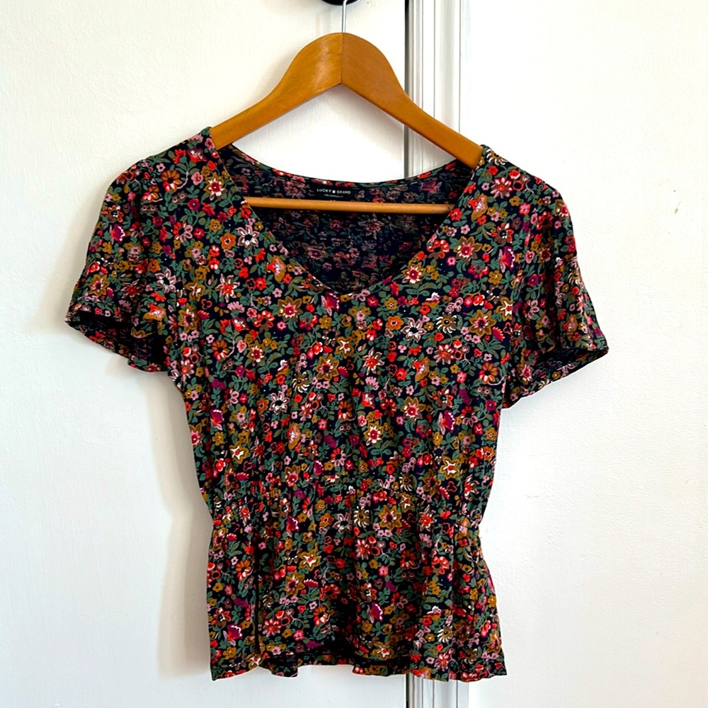 Lucky Brand floral short sleeved top Small